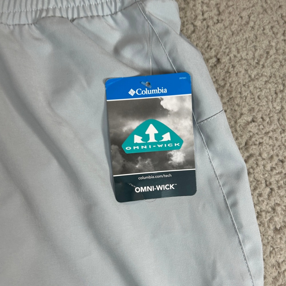 Columbia Womens Hike Short Grey Omni-Wick Athletic Plus Size 1X 5in New NWT - Picture 3 of 7